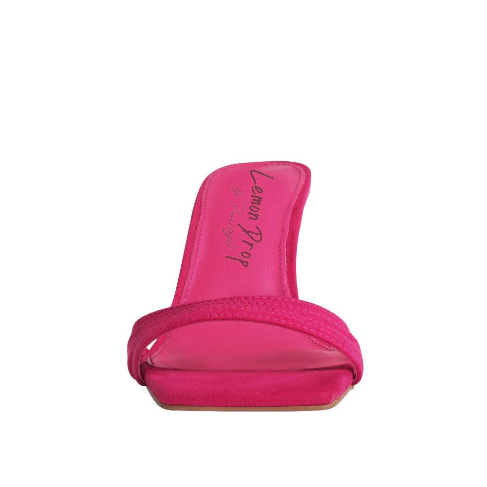 Monica - Image 20