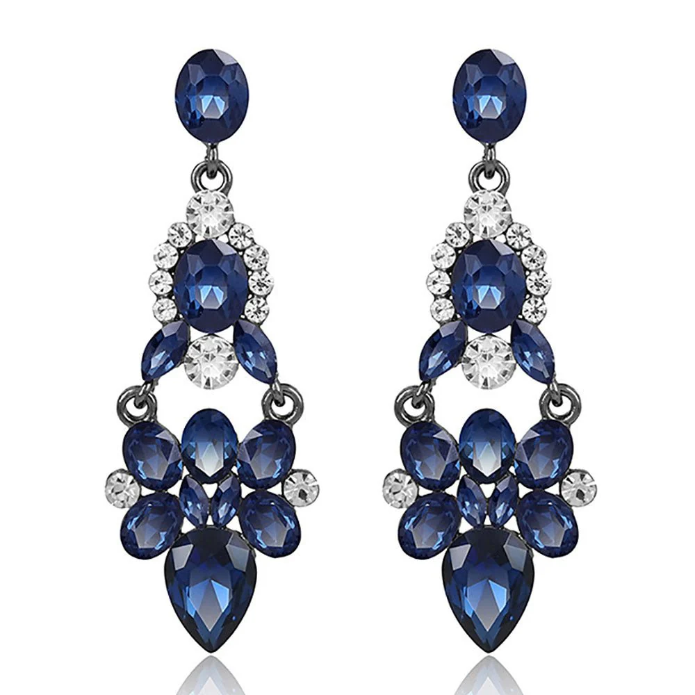 Embrook Earrings - Image 7