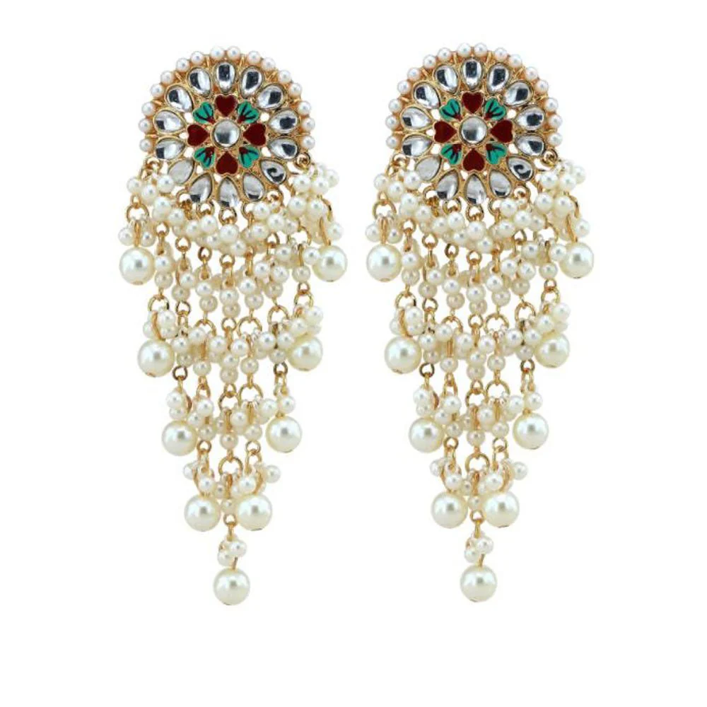 Pearlz Earring