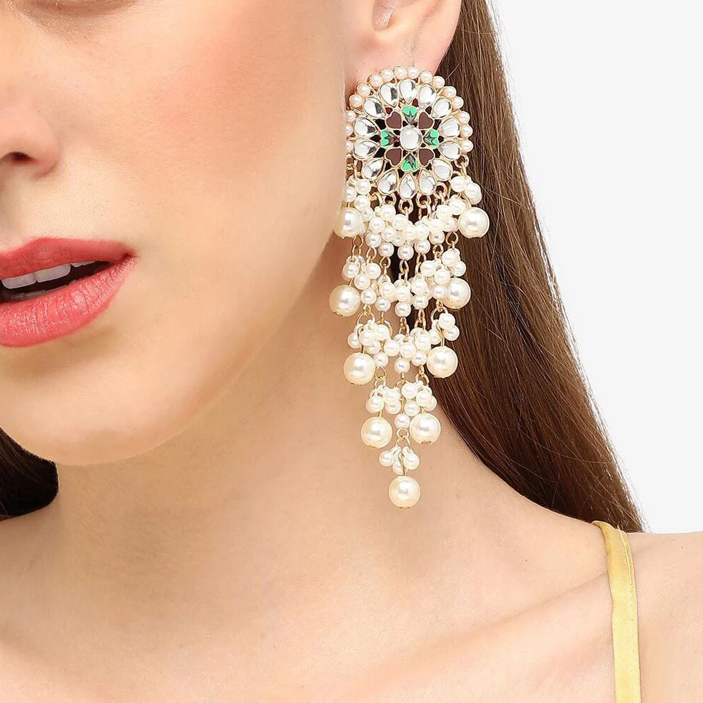 Pearlz Earring - Image 2