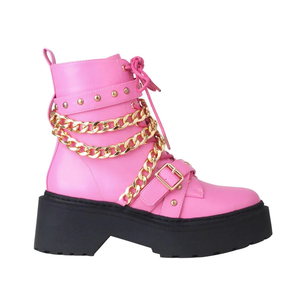 Emelie - Image 15