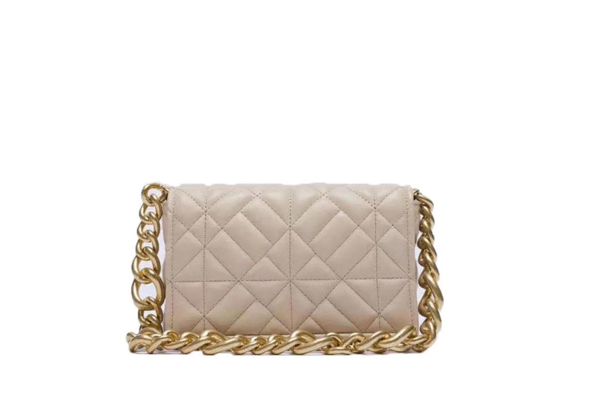 Vienna Quilted Purse - Image 2